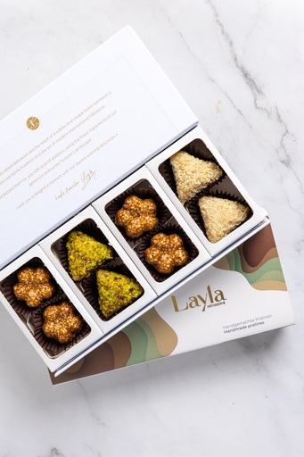 [08R-A99-989] 8 pieces Box "Le Classique"